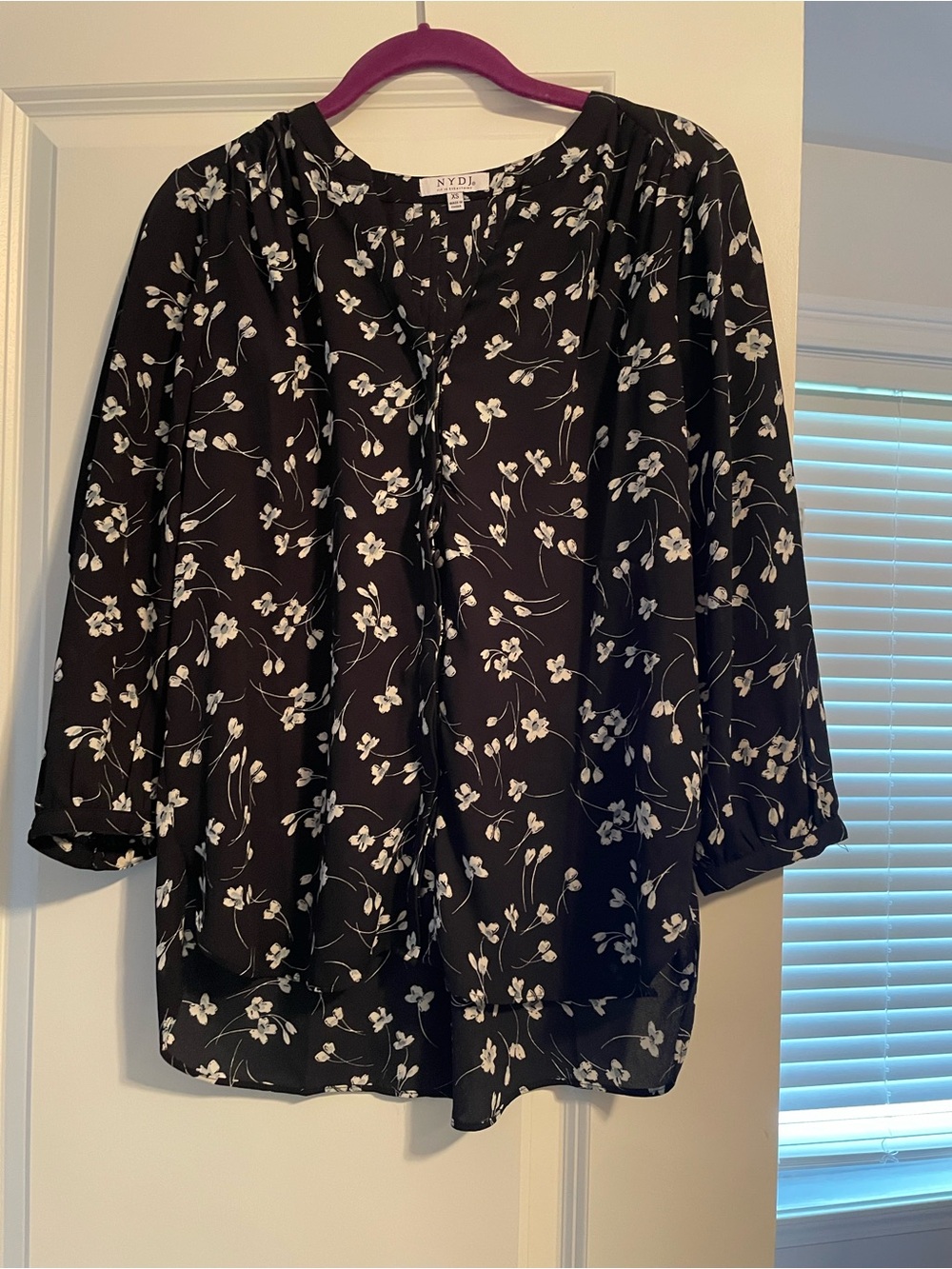 NYDJ Black Floral Button-Front Blouse with White Botanical Print